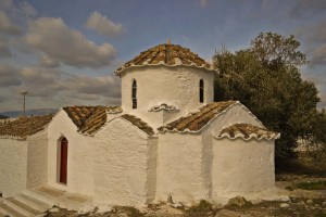 Βυζαντινό εκκλησάκι Αγίων Ταξιαρχών